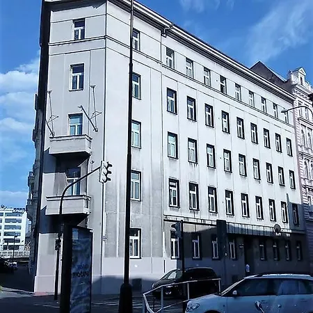 Starkova